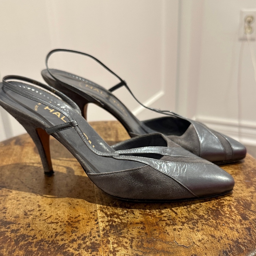 Halston Gray Pointed-Toe Slingback Heels - Picture 4 of 6
